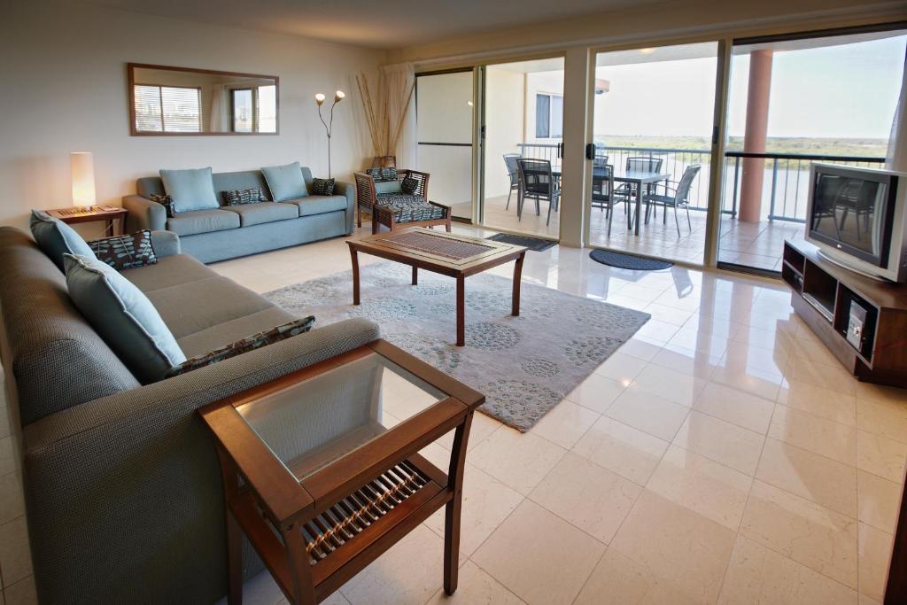 On The River Apartments Maroochydore Room photo