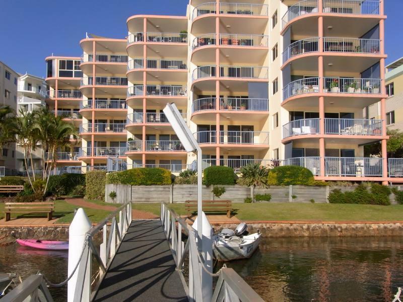 On The River Apartments Maroochydore Exterior photo